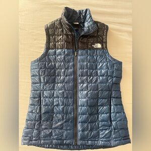 The North Face Women's Thermoball Vest in Blue and Black